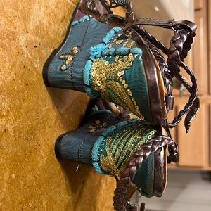 Dollhouse textile Wedge Heels with pewter braided straps